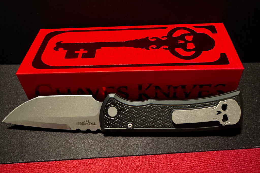 Chaves Knives Redencion 229 Automatic Knife - Black Spiral Stipple Handle